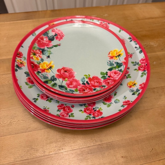 Laura Ashley Melamine plates 8 pieces - Picture 1 of 2